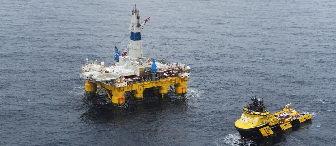 Polar Pioneer in the Barents Sea