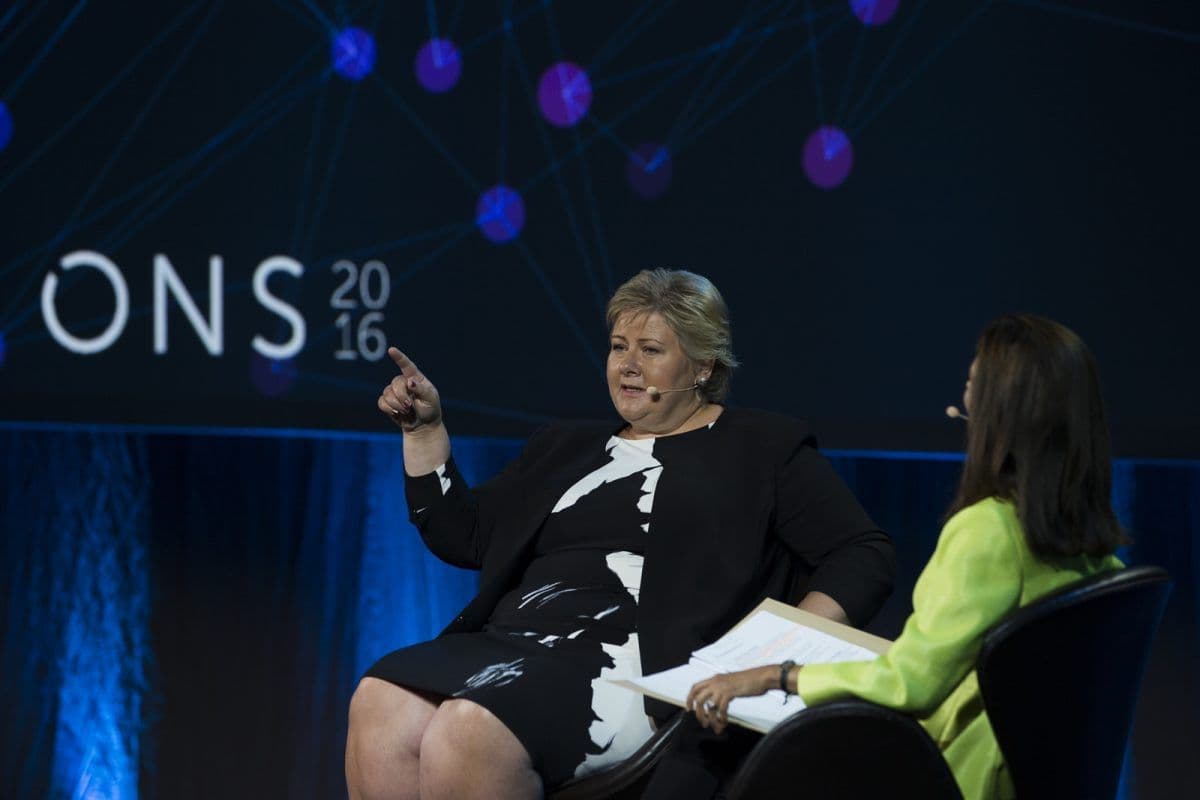 Statsminister Erna Solberg lover nye leteområder og "stabile rammebetingelser". (Foto: Morten Berentsen)