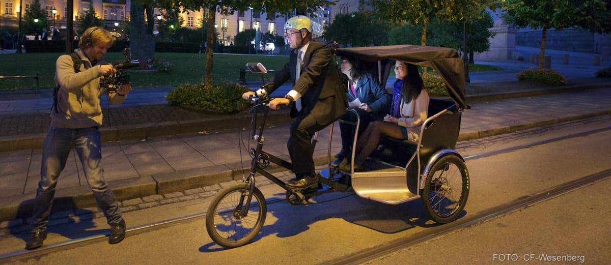 21229930078_fe11a04a09_hsykkeldrosjeforside