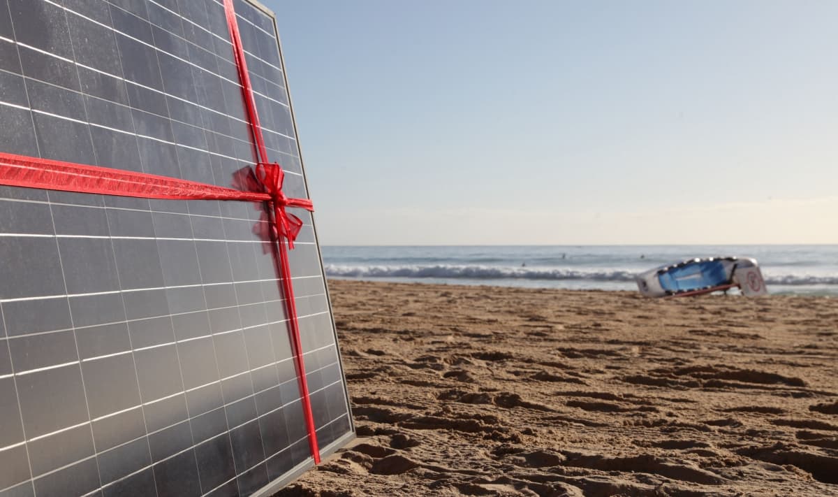 australia_solar_beach_