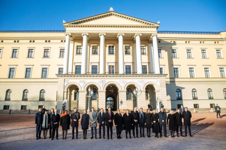 49434042771_fef567c61d_k