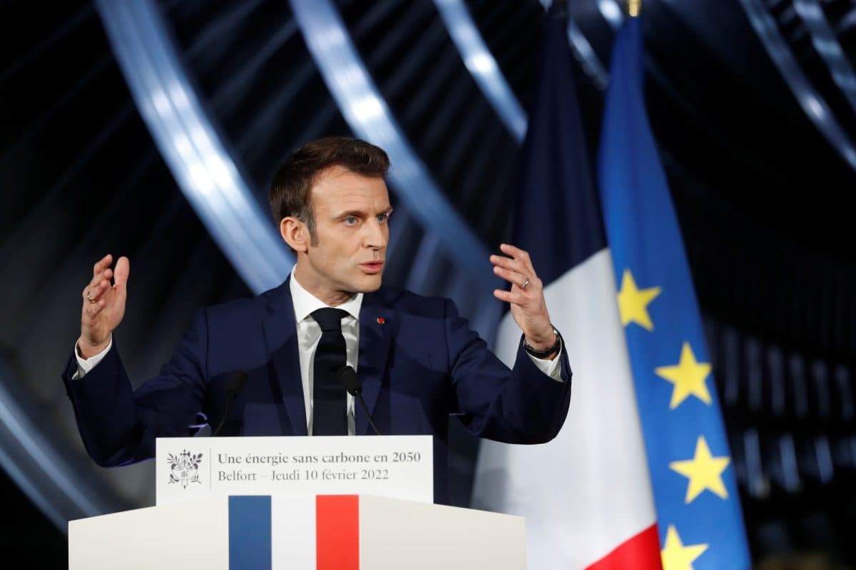 macron på talerstol