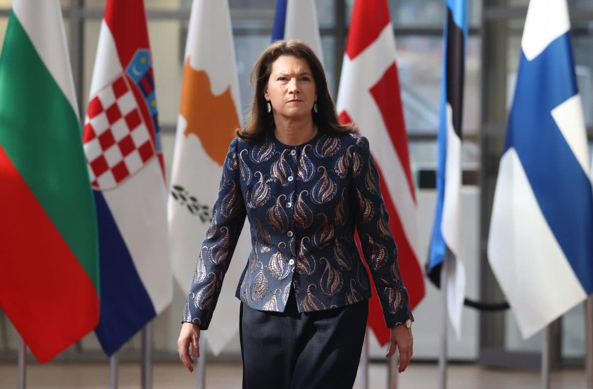 8b14c7cf-52c6-4e4b-bea1-9123fc6f6600