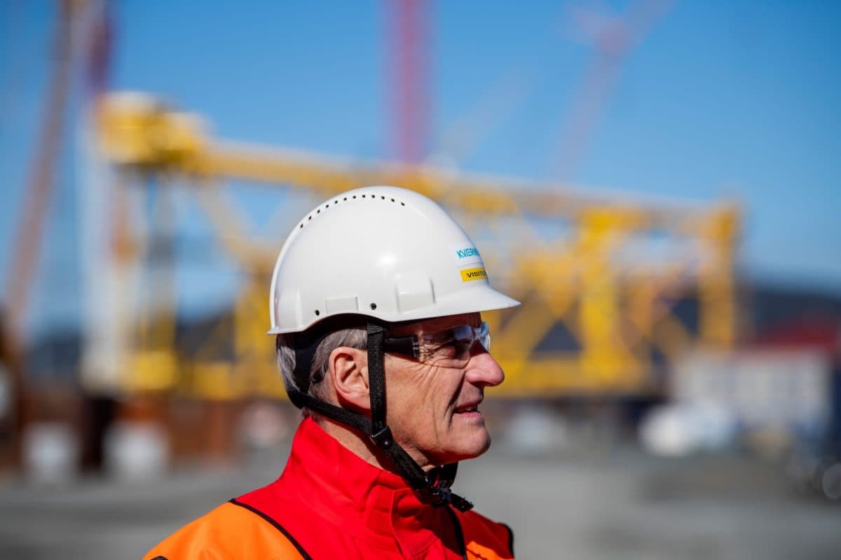 jonas gahr støre på industriområde
