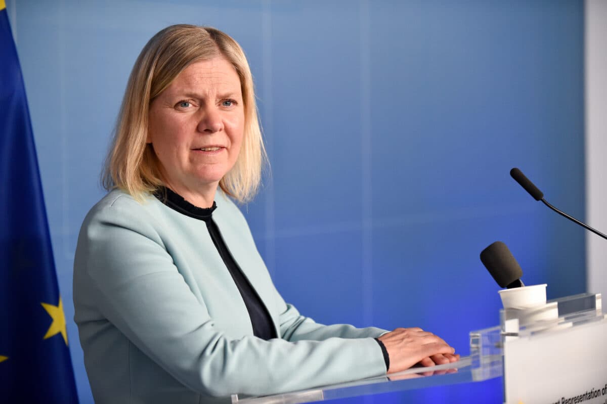 c1a1c99e-7d21-42db-abb1-4f98a4ba60ed