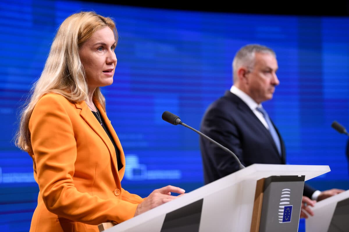 eb8be589-308a-4681-89f3-bf219bf987cc