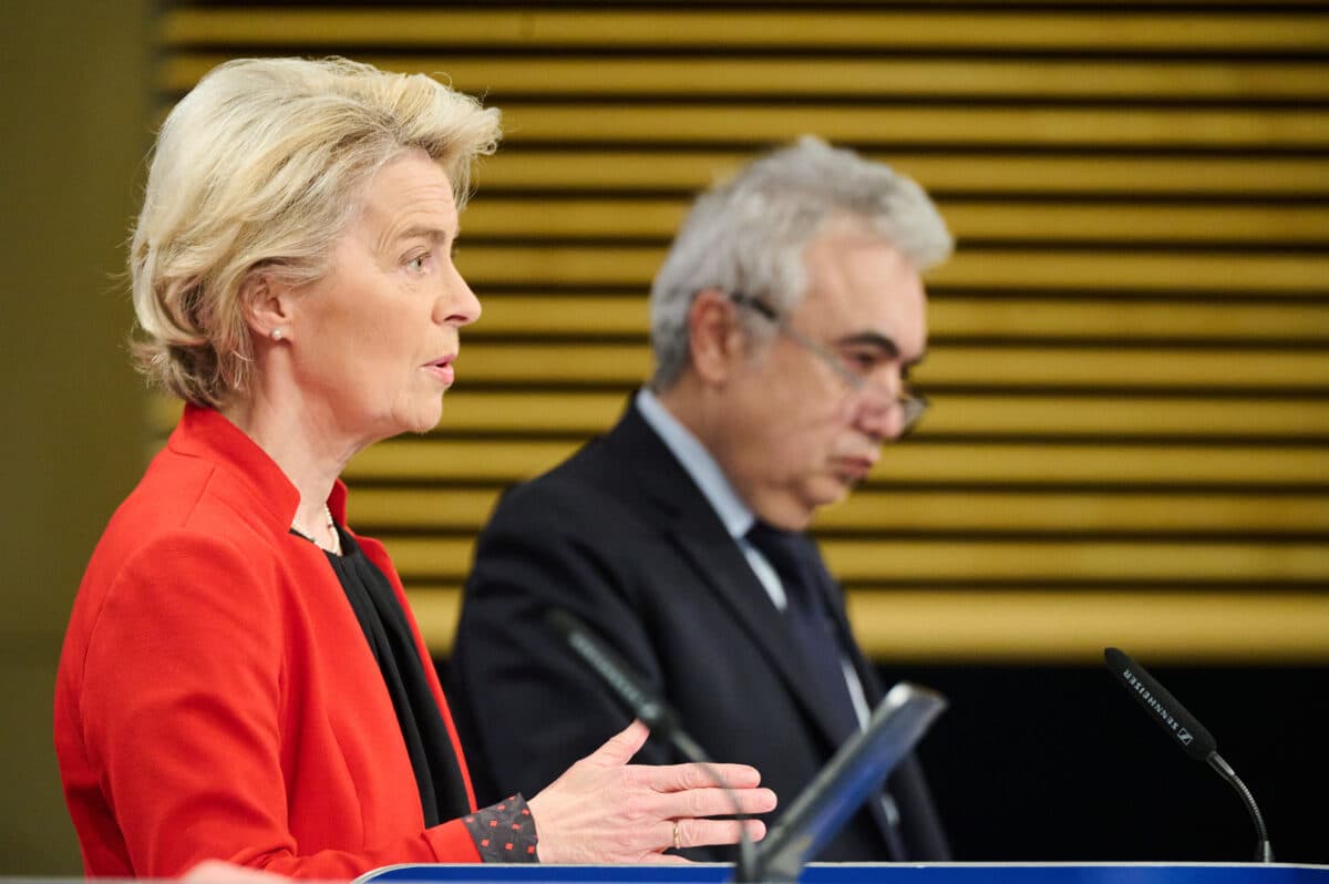 Ursula von der Leyen og Fatih Birol under pressekonferanse