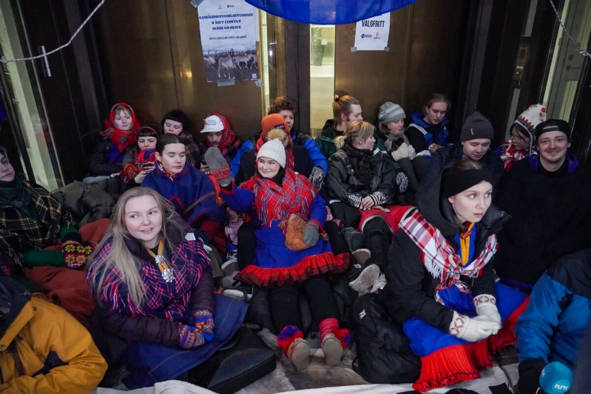 Demonstrasjon mot vindturbinene på Fosen