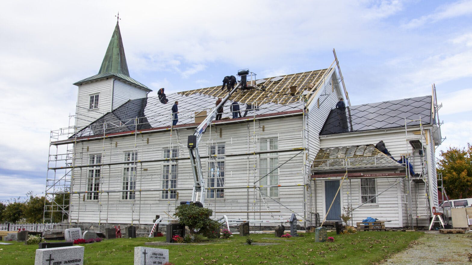 Norges første kirke med solcelletak