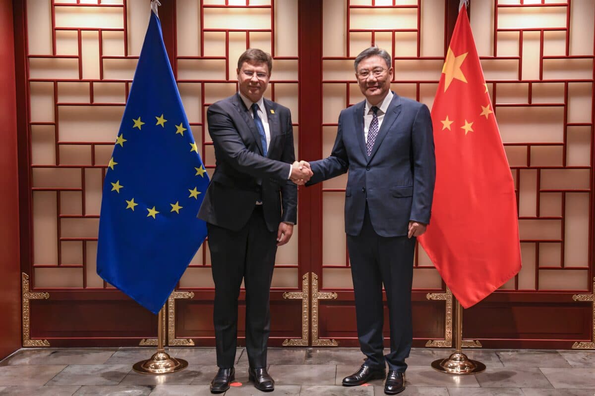 EVP Dombrovskis in China