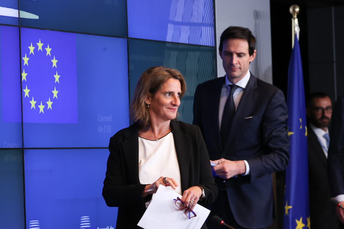 e8e2a896-985b-4df0-9456-6fed1ee573cf