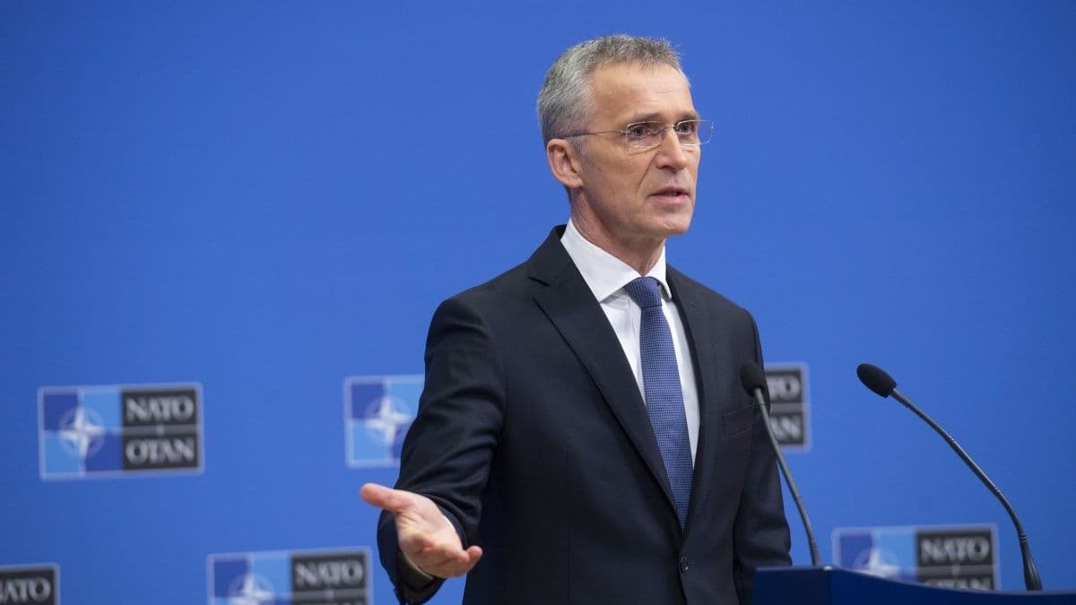 Jens Stoltenberg ved talerstol